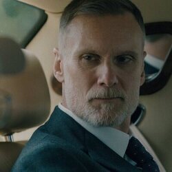 Darren Boyd en el 1x06 de 'Down Cemetery Road'