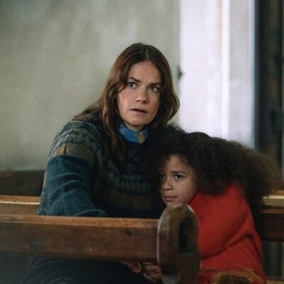 Ruth Wilson en Capítulo 8 titulado 'Lo que vivirá' de 'El misterio de Cemetery Road'