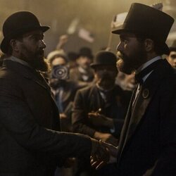 Matthew Macfadyen y Michael Shannon en 'El hombre de Ohio' de 'Death by Lightning'