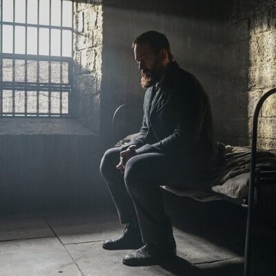 Imagen de Matthew Macfadyen en el 1x04 de 'Muerte por un rayo'