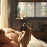 Charles Melton en 'Todas las cosas que nunca tendremos' de 'Bronca'