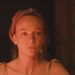 Carey Mulligan en la temporada 2 y el capítulo 03 de 'Bronca'
