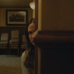 Cailee Spaeny en 'La creciente fragilidad de toda certeza sobre el futuro' de 'Bronca'