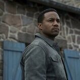 Jessie Usher en Capítulo 1 titulado 'Cuarenta centímetros de pura dinamita' de 'The Boys'