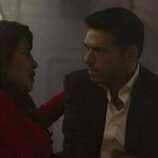 Richard Madden y Priyanka Chopra en 'El enigma humano' de 'Citadel'