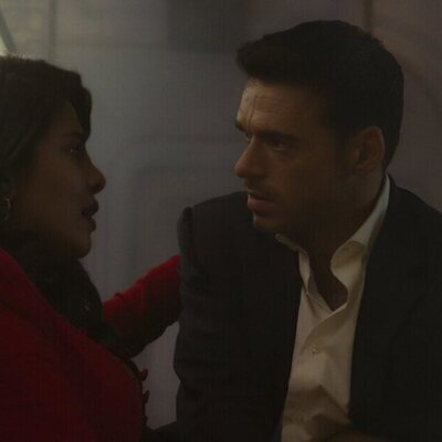 Richard Madden y Priyanka Chopra en 'El enigma humano' de 'Citadel'