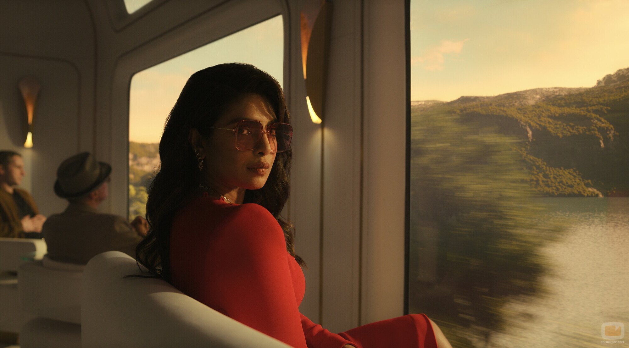 Priyanka Chopra en 1x01 titulado 'El enigma humano' de 'Citadel'