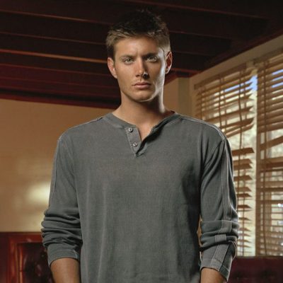 Jensen Ackles interpreta a Dean en 'Sobrenatural'