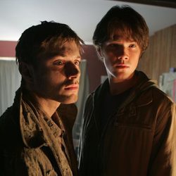 Jared Padalecki y Jensen Ackles en la serie 'Sobrenatural'