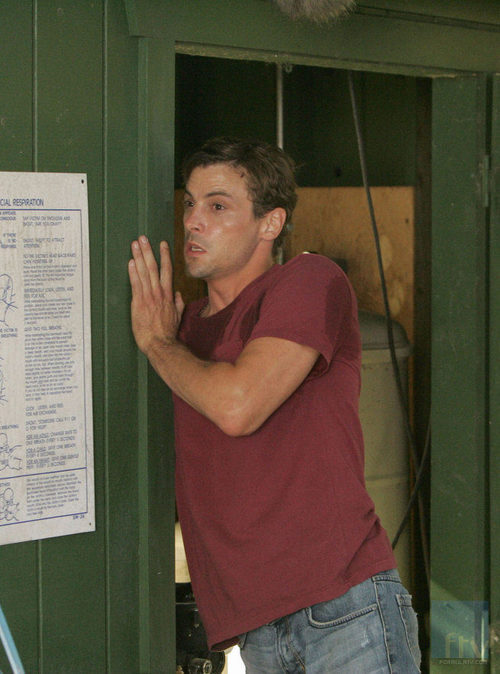 Jake Green sudoroso en "Respuesta federal"