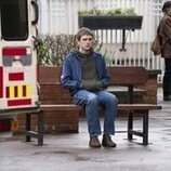 Mitchell Robertson en 1x02 titulado 'Episodio #1.2' de 'Half Man'