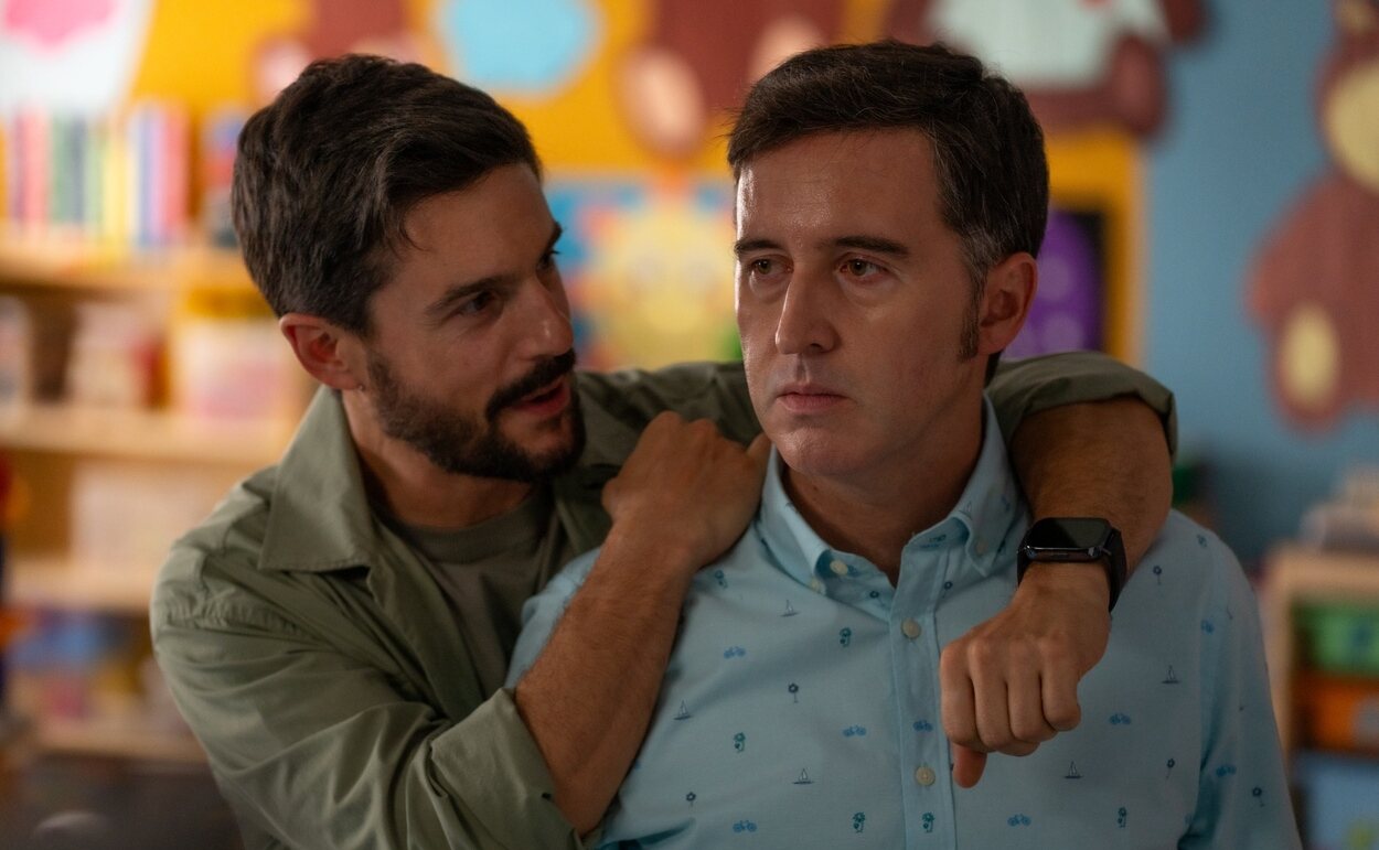 Alejo Sauras en una escena del capítulo 'Código postal' de 'Barrio Esperanza'
