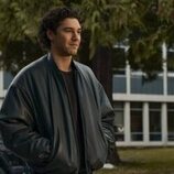 Belmont Cameli en 1x08 titulado 'Cambio de línea' de 'Off Campus'