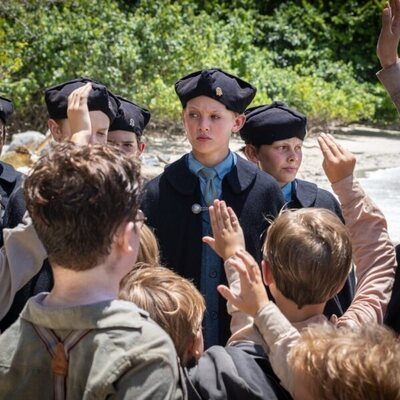 Lox Pratt en la temporada 1 y el capítulo 01 de 'El señor de las moscas'