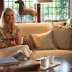 Kari Matchett en la temporada 1 y el capítulo 02 de 'Vladimir'