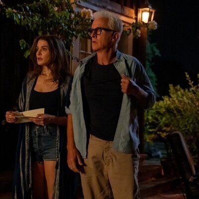 Rachel Weisz y John Slattery en 'Mal comportamiento' de 'Vladimir'