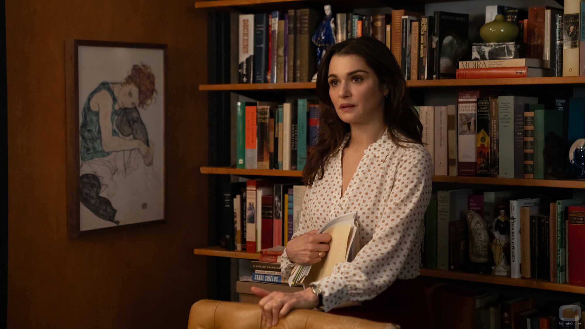 Rachel Weisz en Capítulo 4 titulado 'Mal comportamiento' de 'Vladimir'