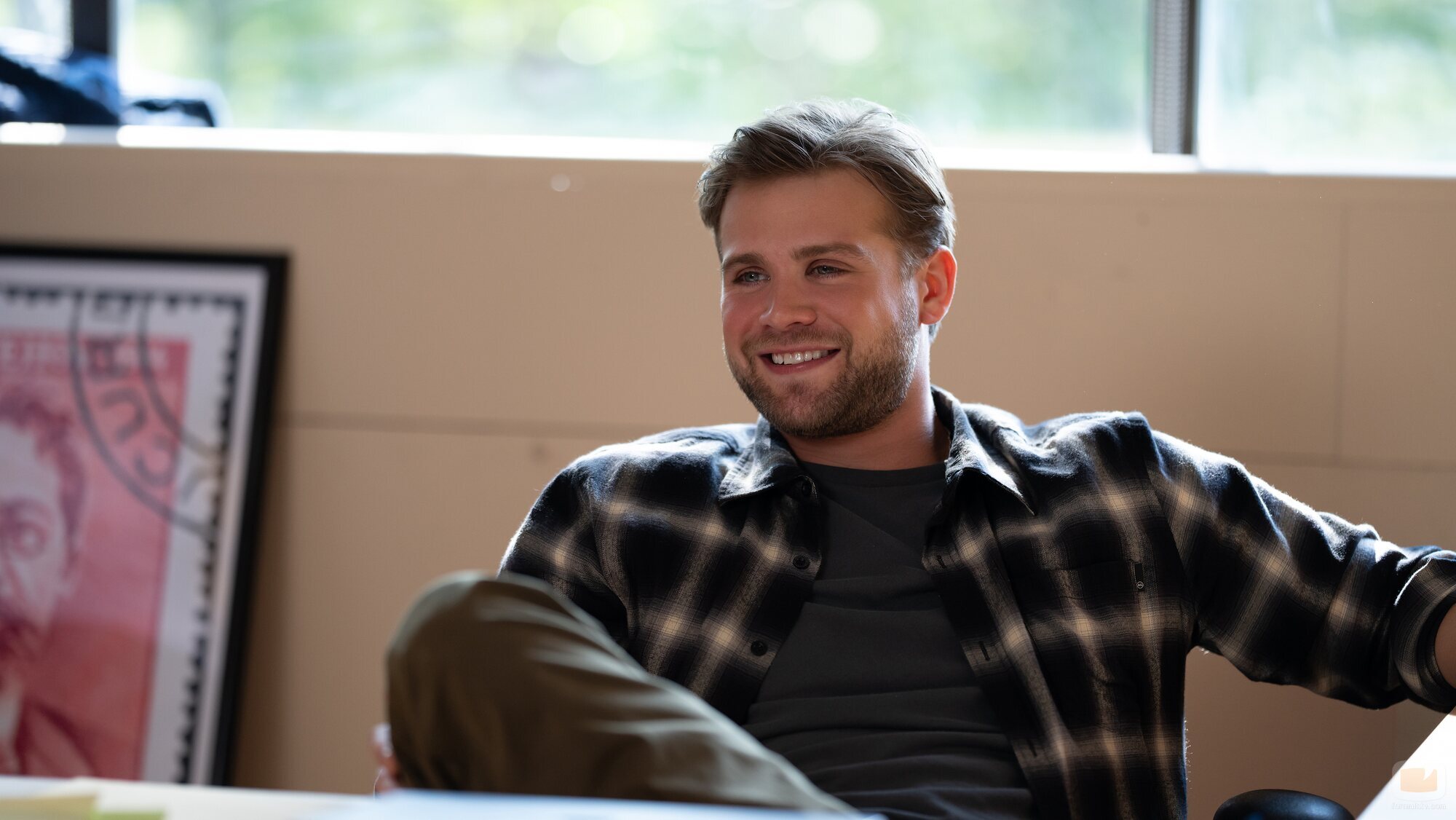 Leo Woodall en 'Mal comportamiento' de 'Vladimir'