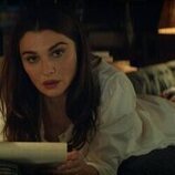 Rachel Weisz en 1x07 'Todo lo que asciende debe coverger' de 'Vladimir'