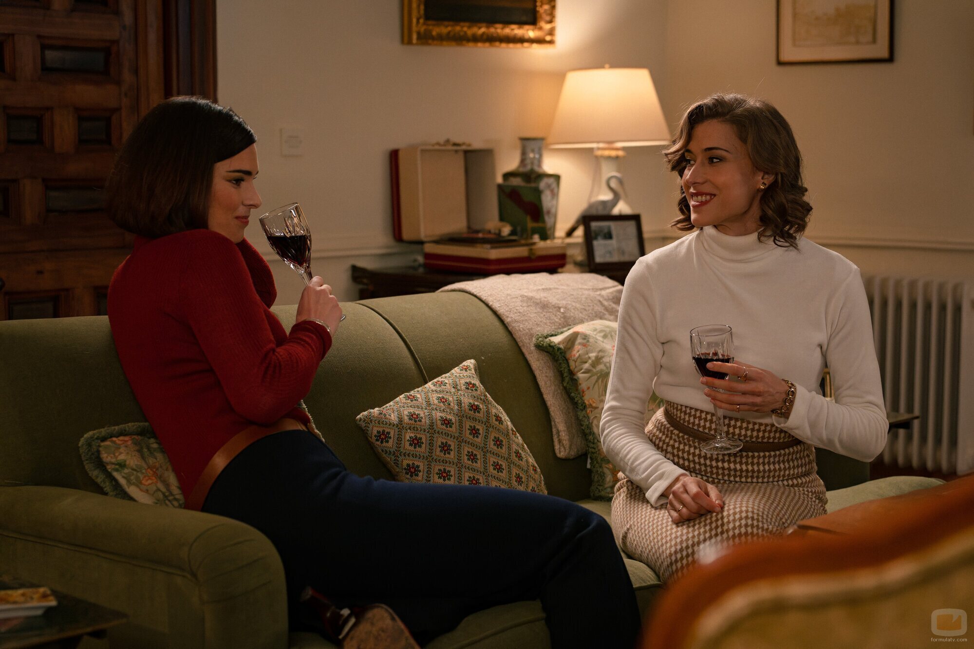 Alba Brunet y Marta Belmonte en 3x85 'Lunes 18 de mayo de 2026' de 'Sueños de libertad'