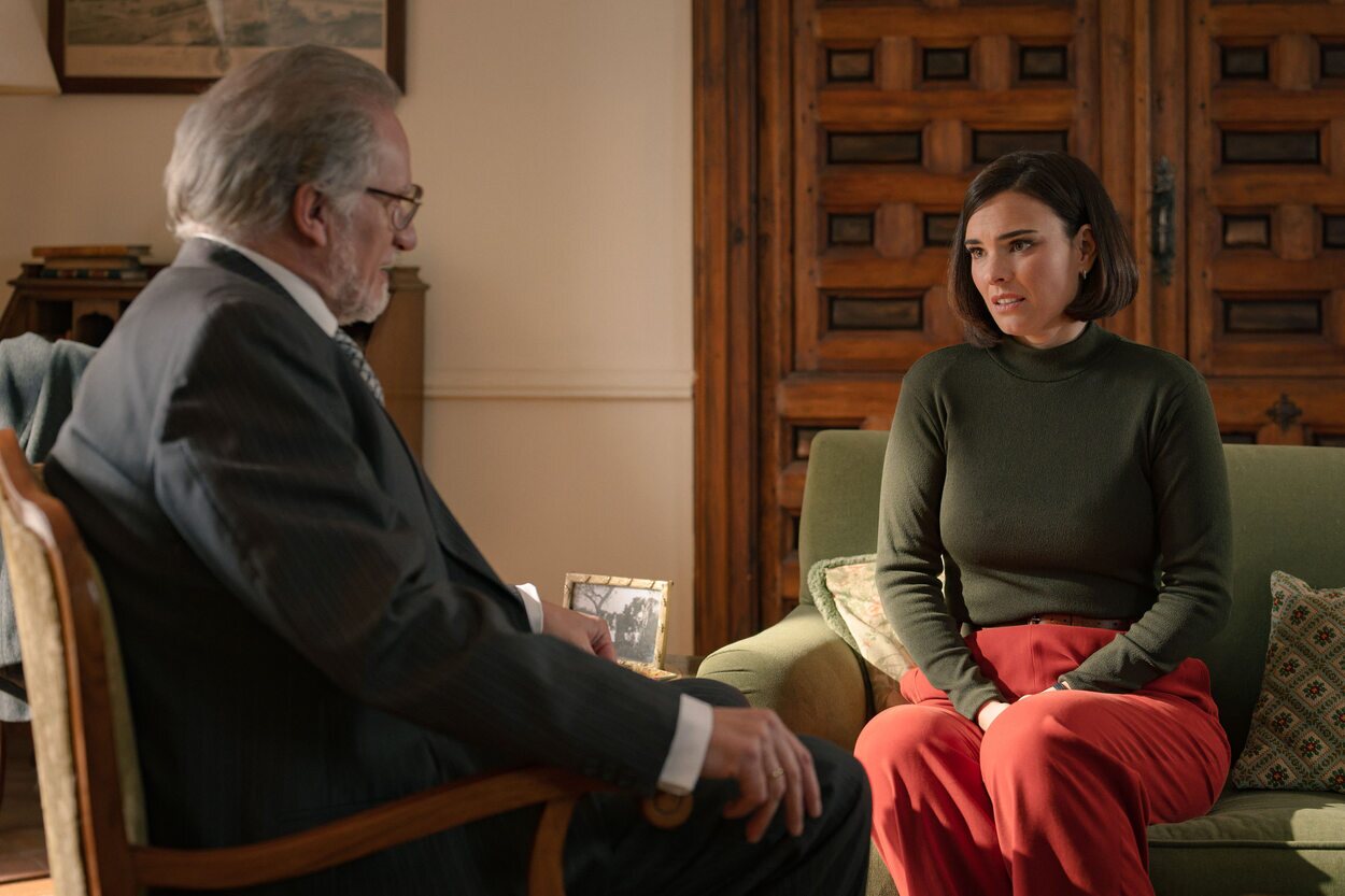 Don Damián y Fina se reencuentran en una escena de 'Sueños de libertad'