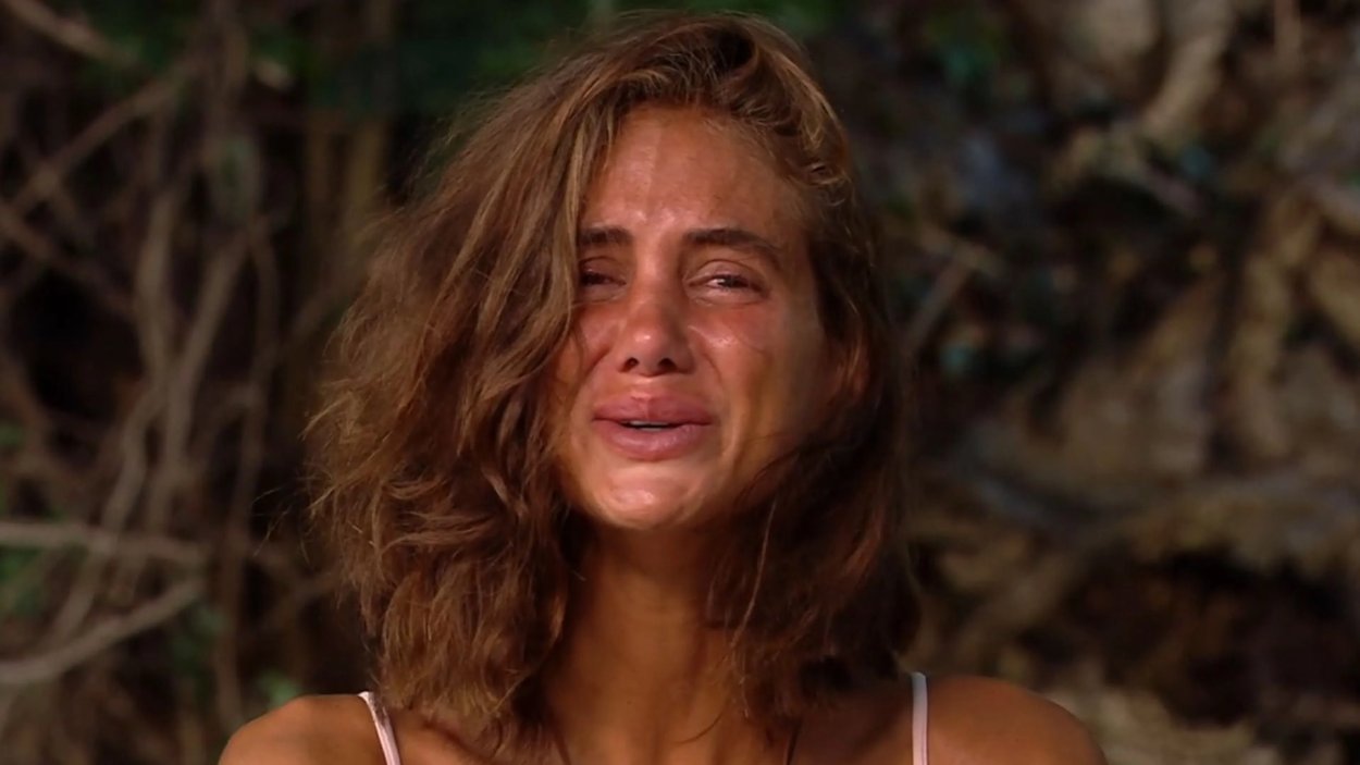 Maica llora porque no quiere que le corten el pelo en 'Supervivientes'