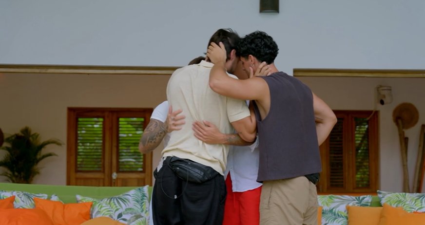 Yuli y Lucas vivieron un encuentro cargado de emoción frente al espejo, que terminó con lágrimas, abrazos y varios saltos de las normas.
