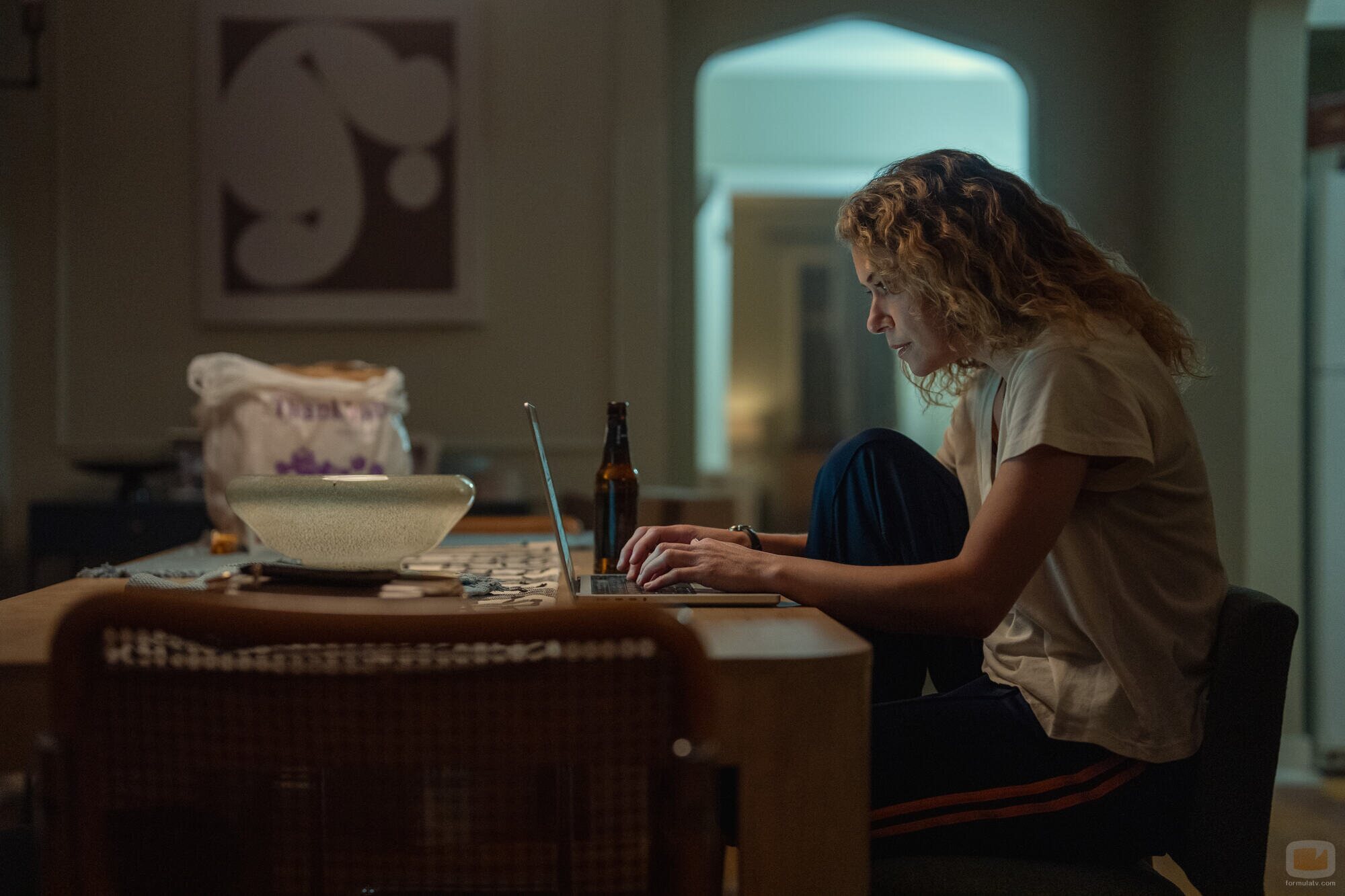 Tatiana Maslany en el 1x01 de 'Satisfacción garantizada'