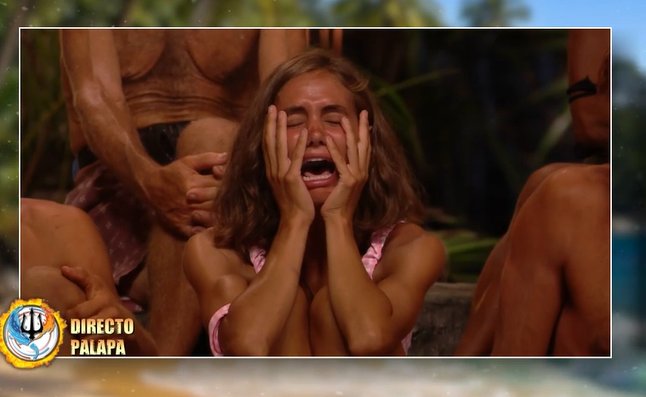 Maica se emocionó al escuchar a Miguel, su peluquero, después del duro corte de pelo que aceptó en la mesa de las tentaciones.