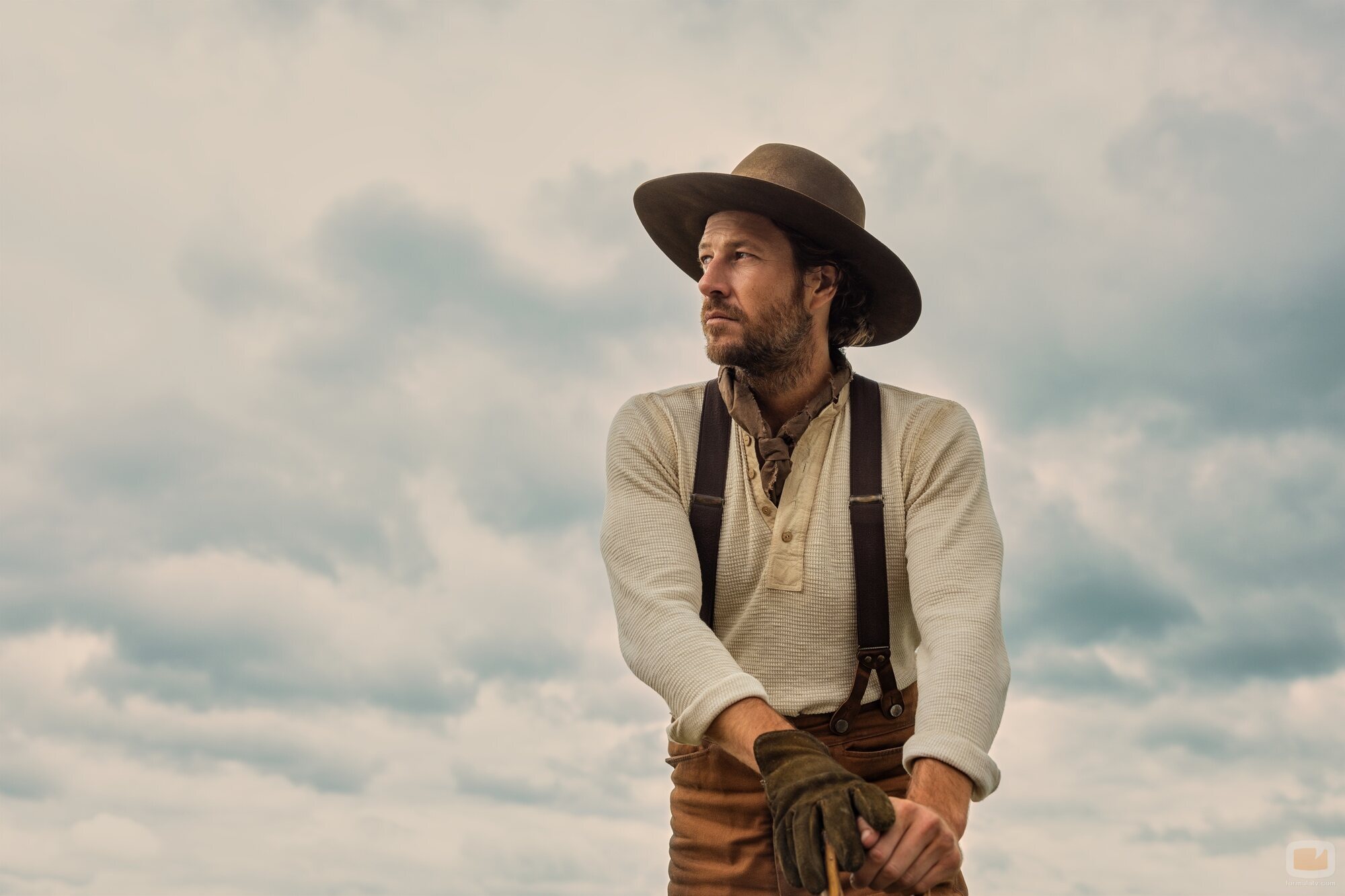 Luke Bracey en el 1x01 de 'Little House on the Prairie'