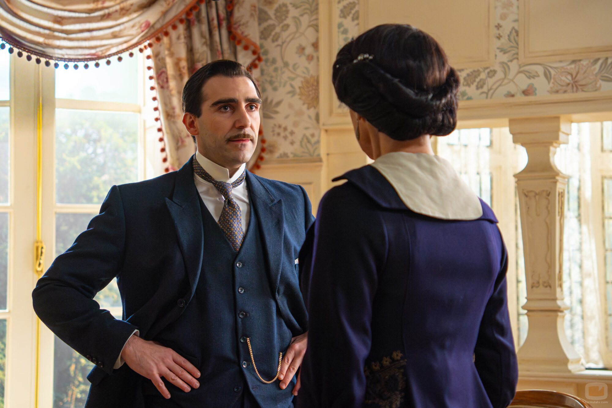 Isabel Serrano y Guillermo Serrano en el 7x105 de 'La promesa'