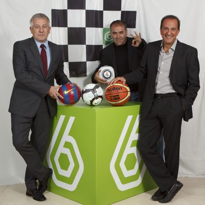 Juan Ruiz de Gauna, Antonio García Ferreras y José Miguel Contreras posando en la presentación de la programación de verano