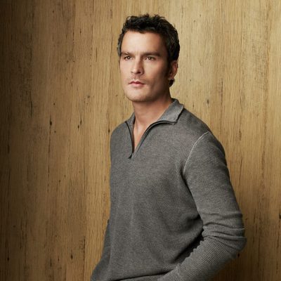 Balthazar Getty interpreta a Tommy Walker en la serie 'Cinco hermanos'
