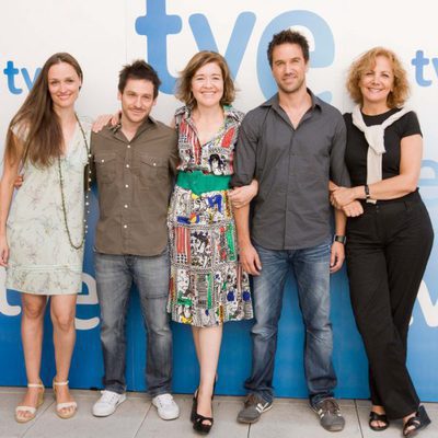 Protagonistas de 'Los misterios de Laura'