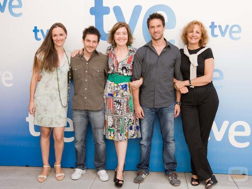 Protagonistas de 'Los misterios de Laura'