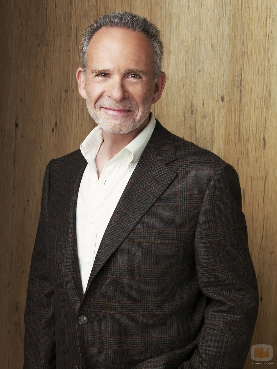 Ron Rifkin interpreta a Saul en 'Cinco hermanos'