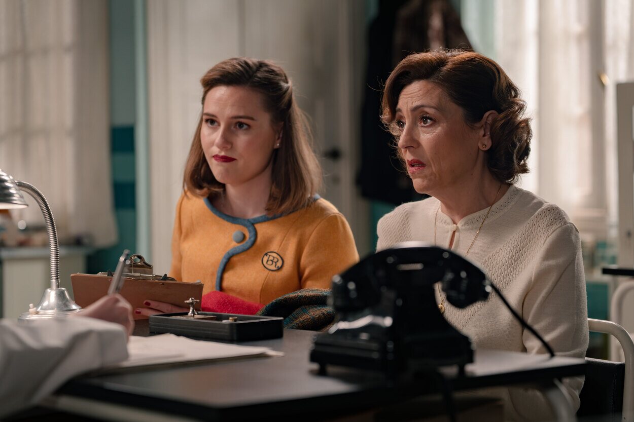 Claudia y Manuela en una escena de 'Sueños de libertad'