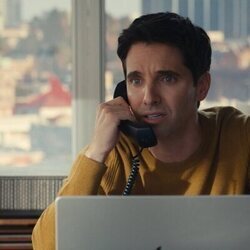 Paul W. Downs en 5x01 'EGOT' de 'Hacks'