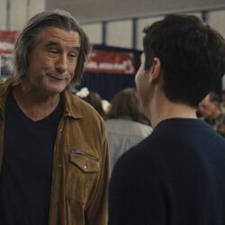 William Baldwin en el 5x02 de 'Hacks'