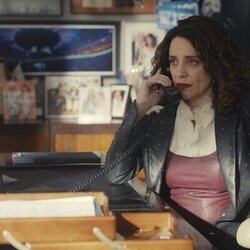 Alanna Ubach en la temporada 5 y el capítulo 02 de 'Hacks'