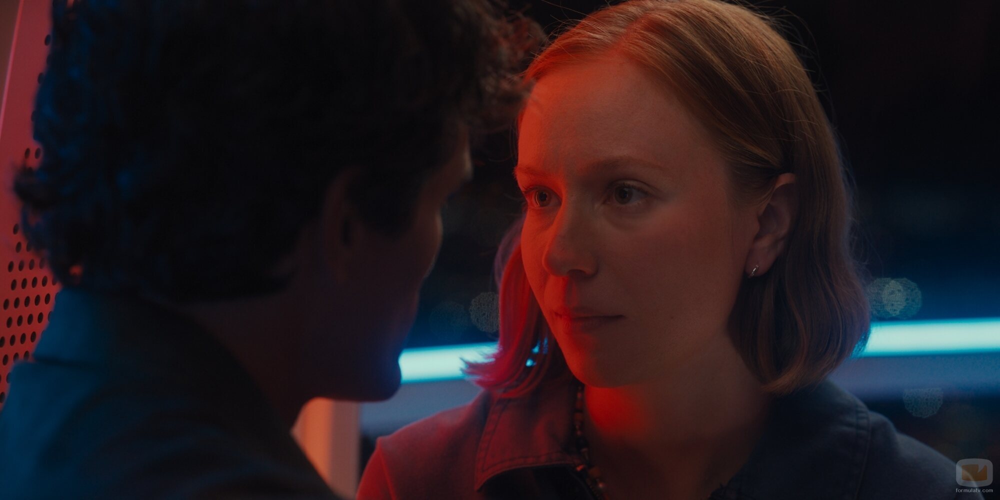 Hannah Einbinder en 5x03 'Sin Trucos Nuevos' de 'Hacks'