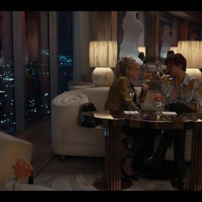 Christopher Briney y Jean Smart en 'Sin Trucos Nuevos' de 'Hacks'