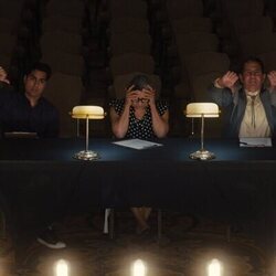 5x05 'D'Amazing Race' de 'Hacks'