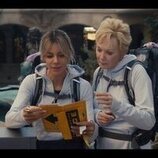 Jean Smart y Kaitlin Olson en 5x05 'D'Amazing Race' de 'Hacks'