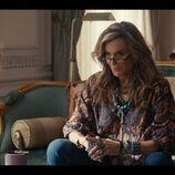 Polly Draper en 5x07 'Montecito' de 'Hacks'