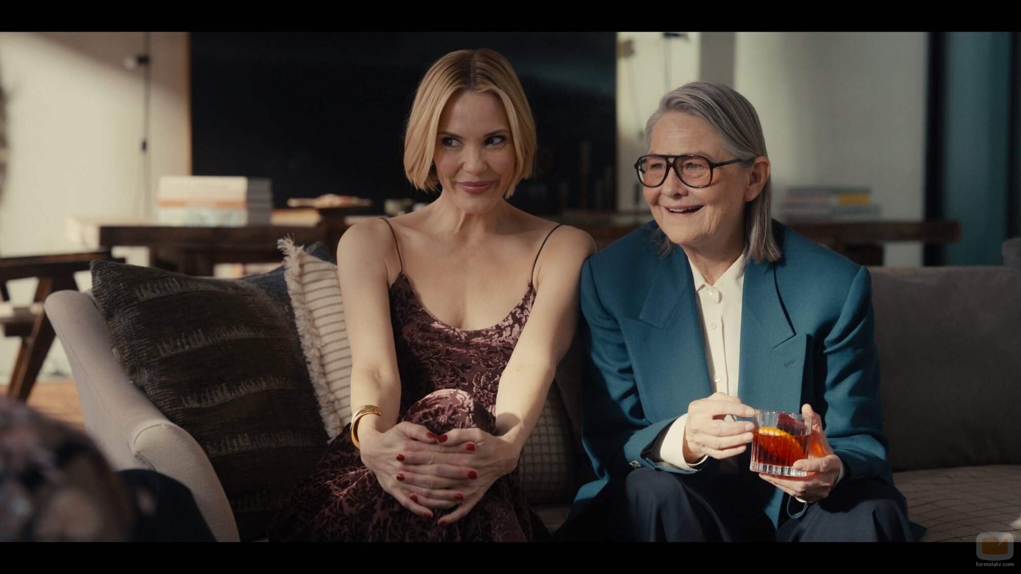 Cherry Jones y Leslie Bibb en Capítulo 7 titulado 'Montecito' de 'Hacks'