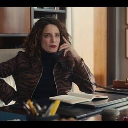 Alanna Ubach en 'El Cubo' de 'Hacks'