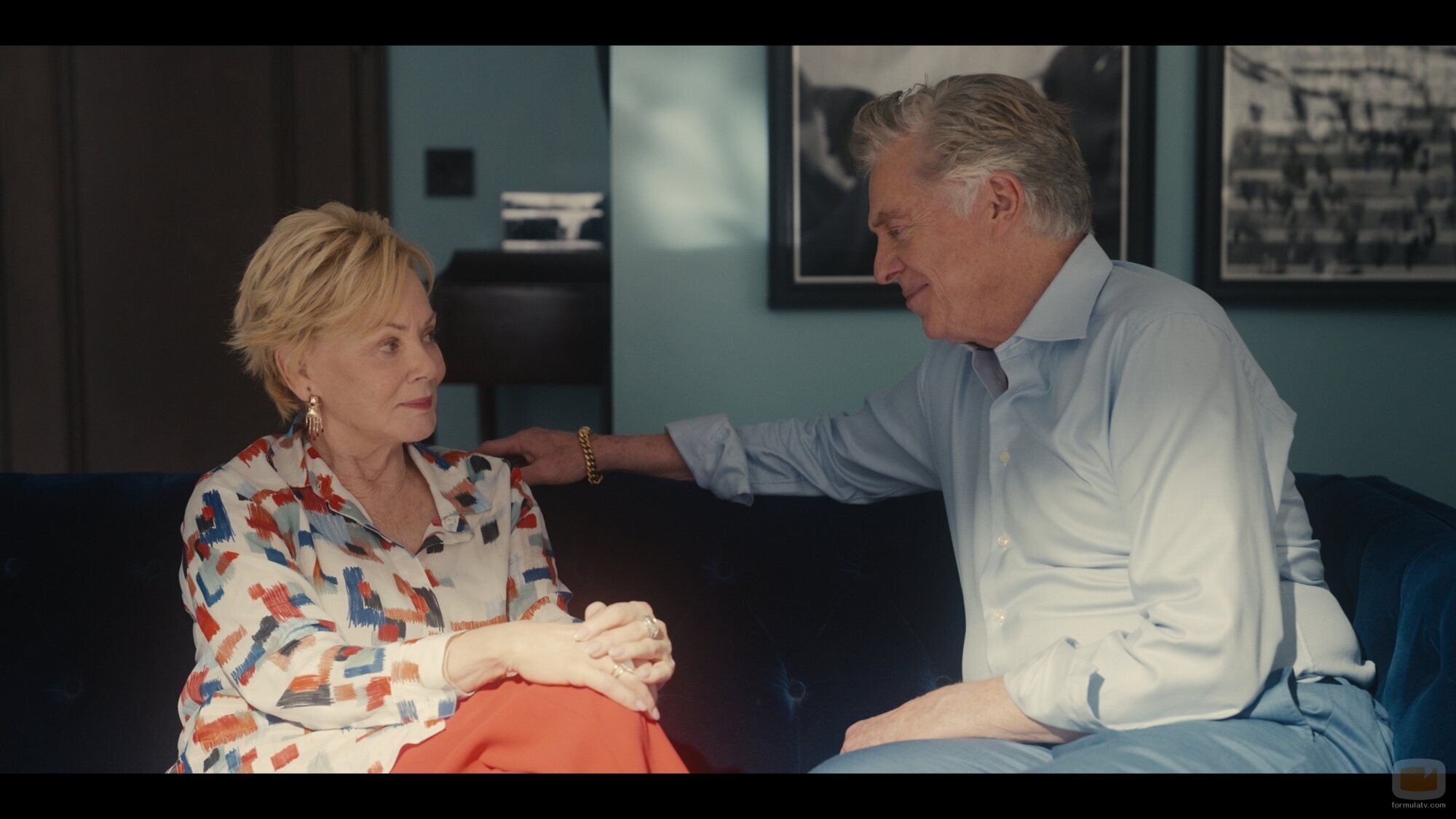Jean Smart y Christopher McDonald en 5x09 titulado 'El Madison' de 'Hacks'