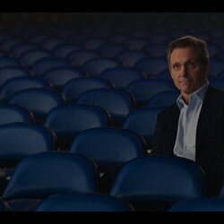 Tony Goldwyn en la temporada 5 y el capítulo 09 de 'Hacks'