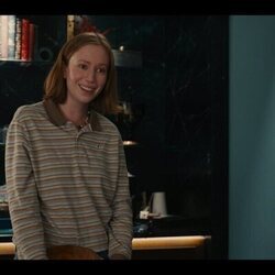 Hannah Einbinder en Capítulo 9 titulado 'El Madison' de 'Hacks'